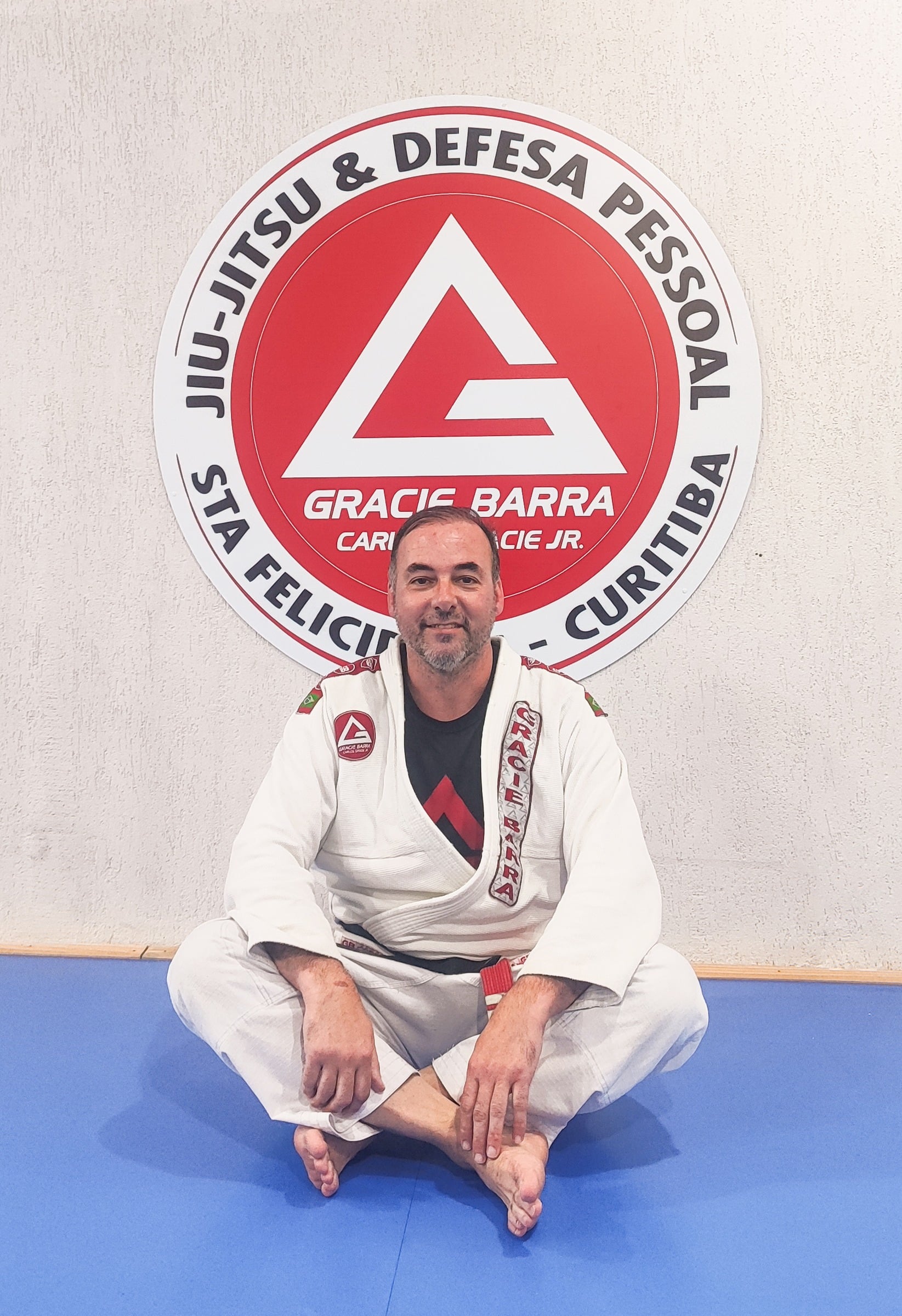 Professor Vagner, instrutor de Jiu-Jitsu da Gracie Barra Santa Felicidade