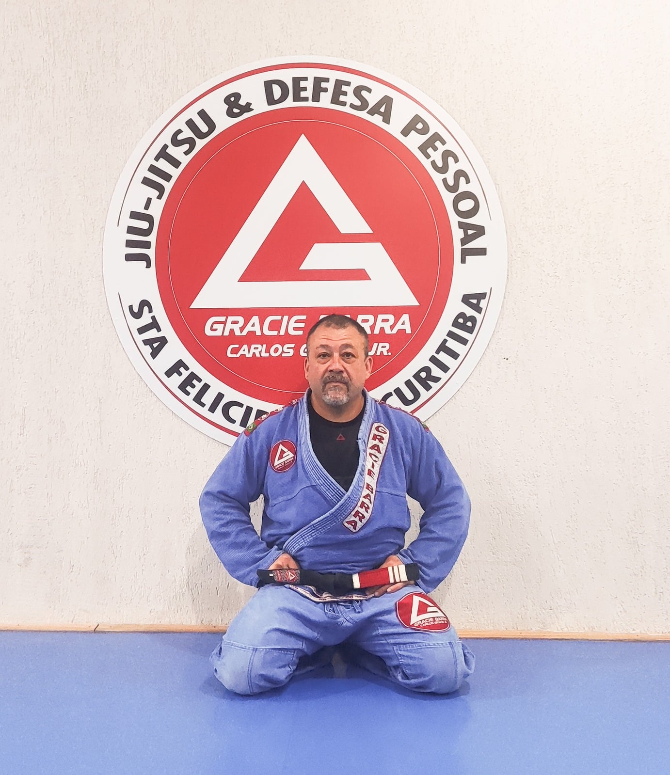Professor Márcio Dog, instrutor de Jiu-Jitsu da Gracie Barra Santa Felicidade